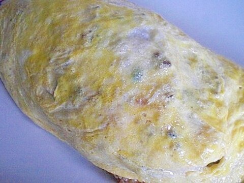  「ガラスープで味付!挽き肉チャーハンオムライス」